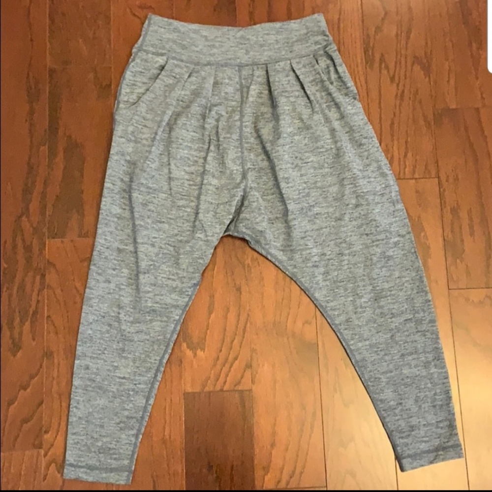 Lululemon Capri/pants size 8